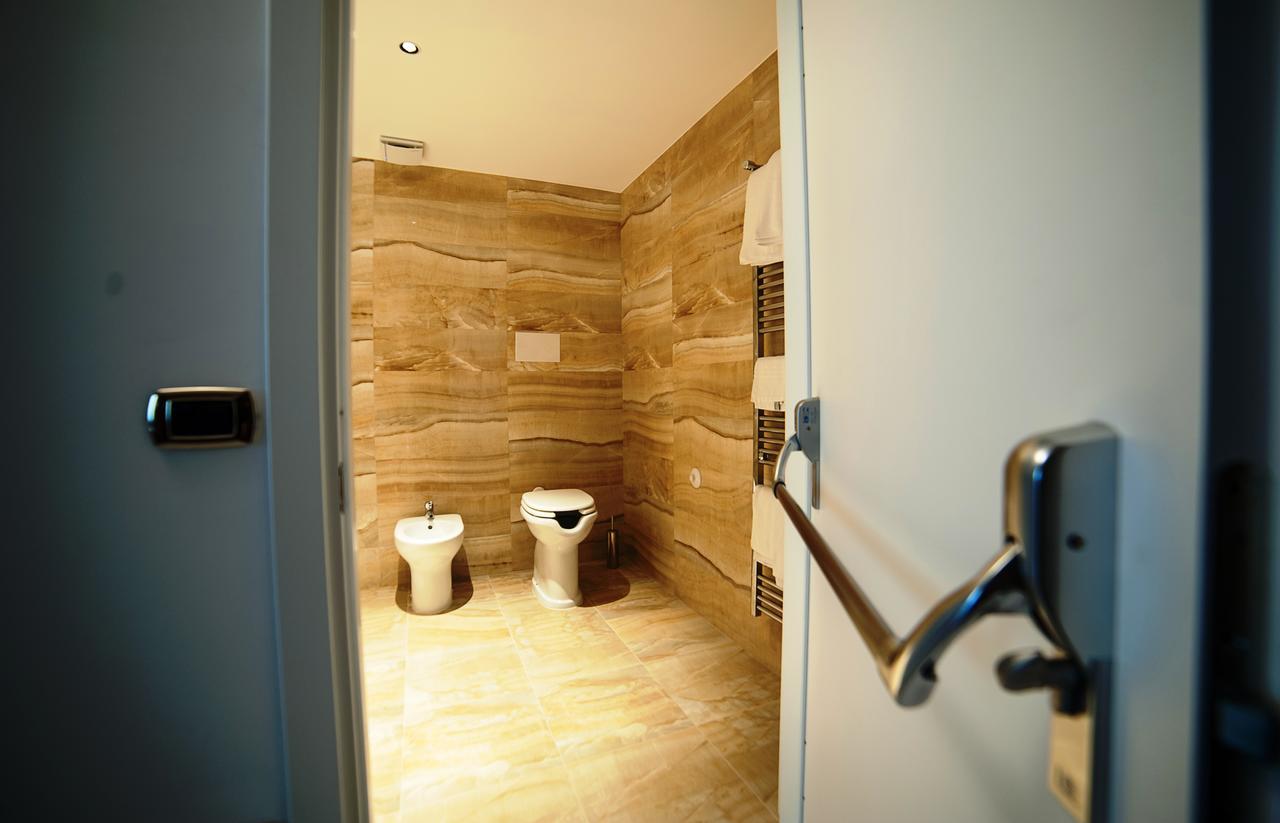 Family Center Hotel اتينا لوكانا المظهر الخارجي الصورة