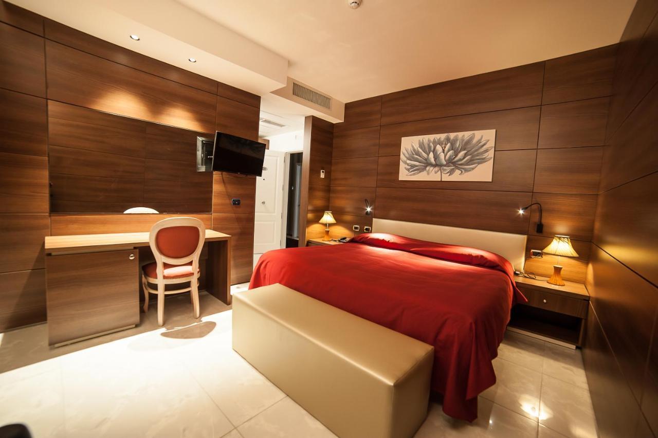 Family Center Hotel اتينا لوكانا المظهر الخارجي الصورة